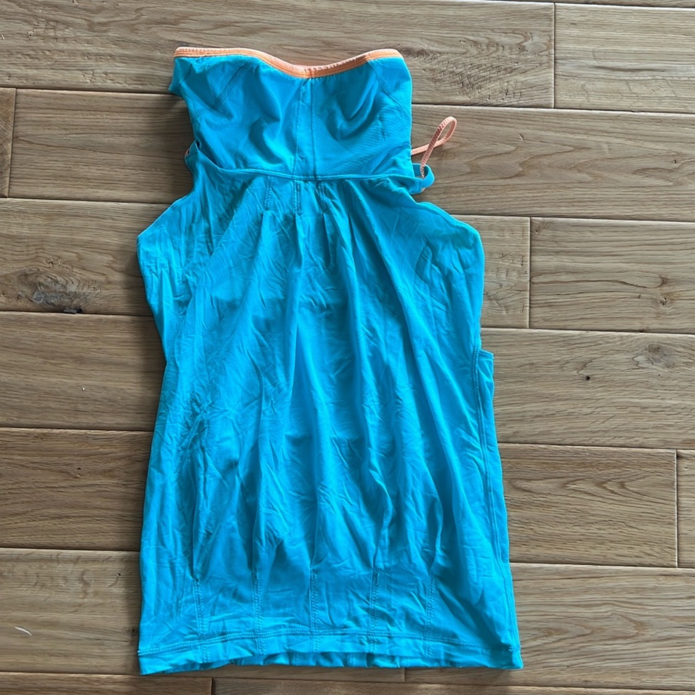 Lululemon top
